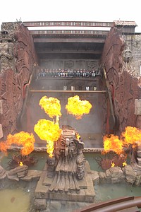Phantasialand: Talocan - Suspended Top Spin