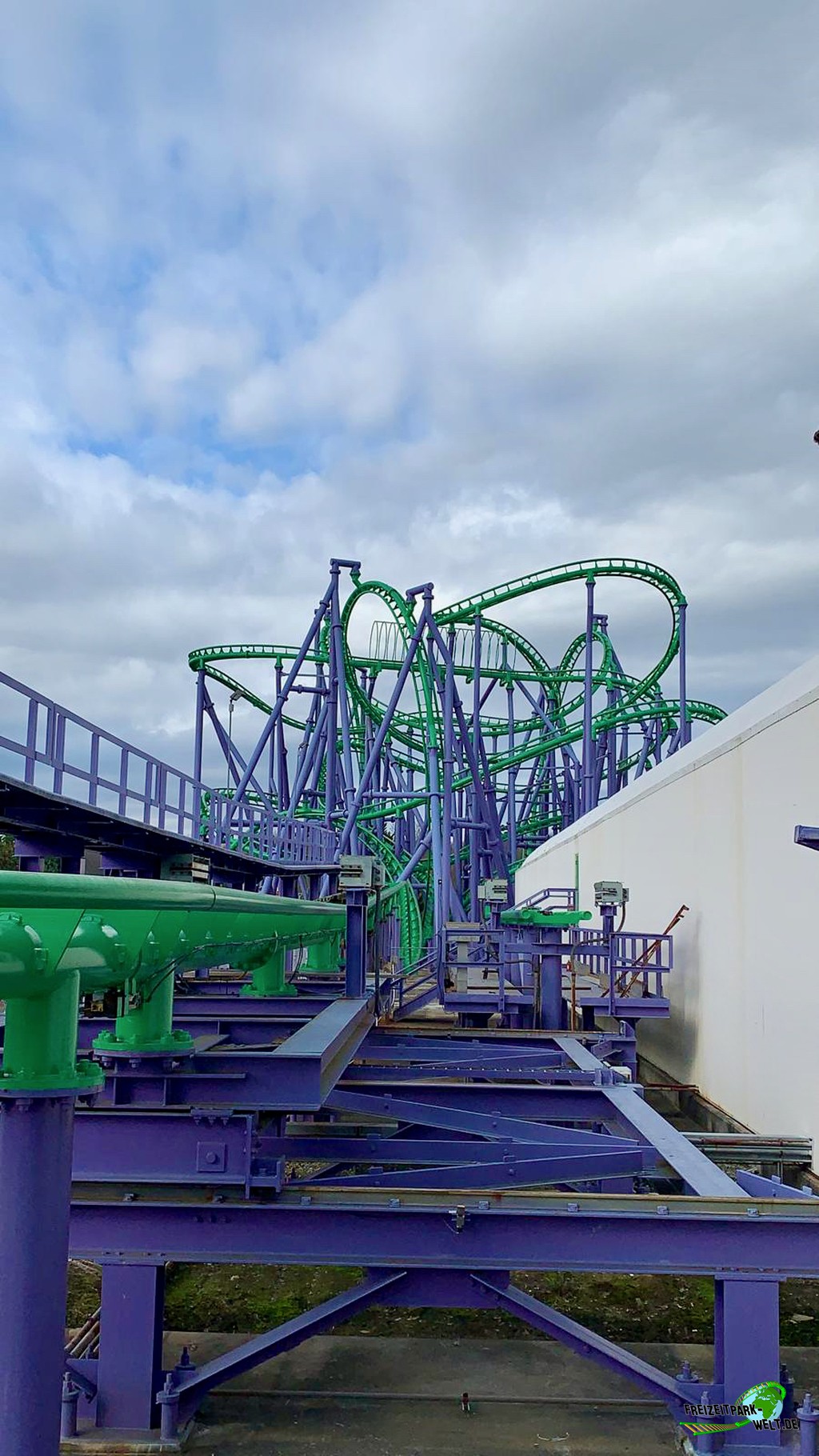 Joker's Jinx - Six Flags America | Freizeitpark-Welt.de